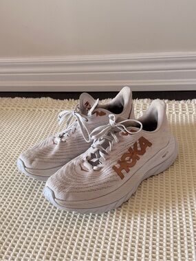 HOKA Mach 5 WOMENS ‘White Copper'